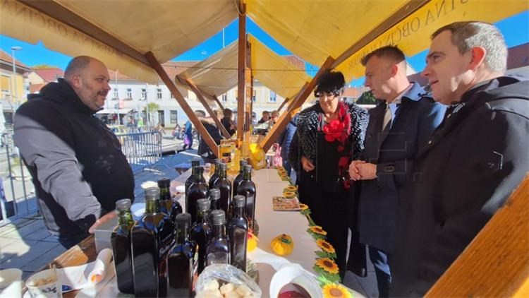 Slika /dokumenti/Varaždin u Mariboru.jpeg